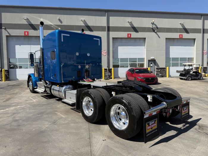 2027 Peterbilt 589-6