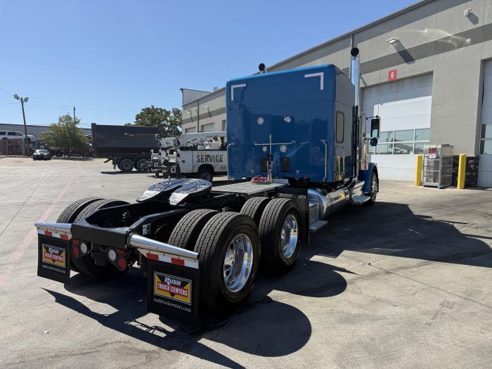 2027 Peterbilt 589-8