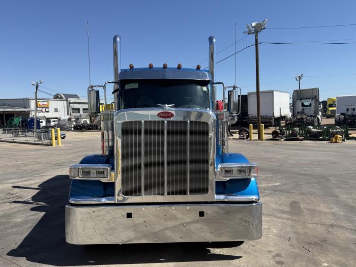 2027 Peterbilt 589-12