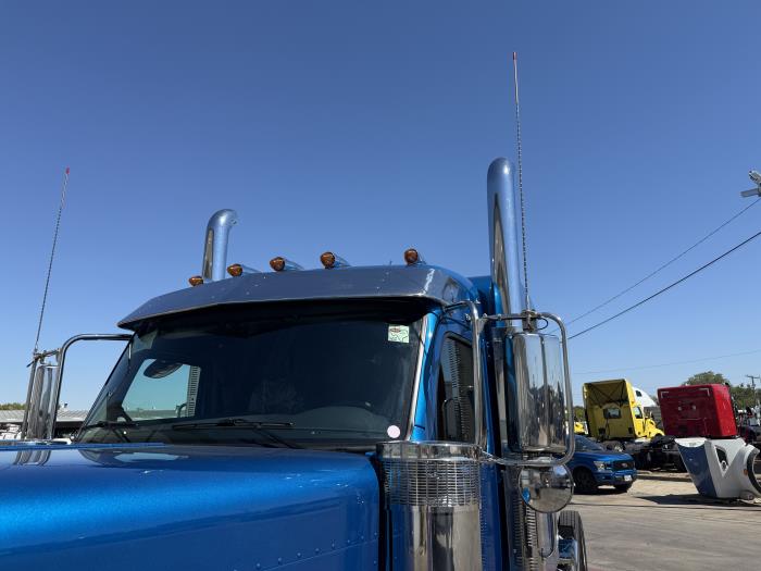 2027 Peterbilt 589-13