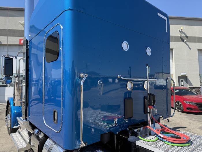 2027 Peterbilt 589-19