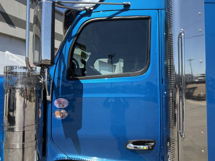 2027 Peterbilt 589-25