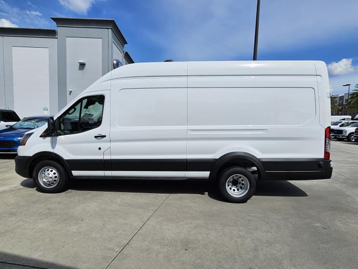 2026 Ford Transit 350 HD-8