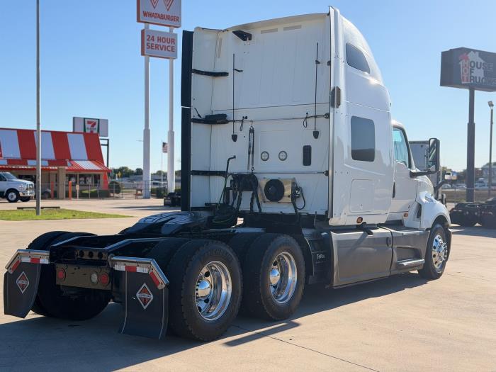 2022 International LT625-4