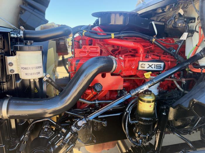 2022 International LT625-13