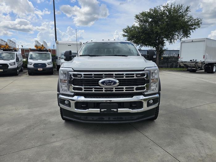 2026 Ford F-550-2