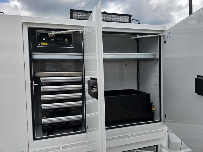 2026 Ford F-550-10