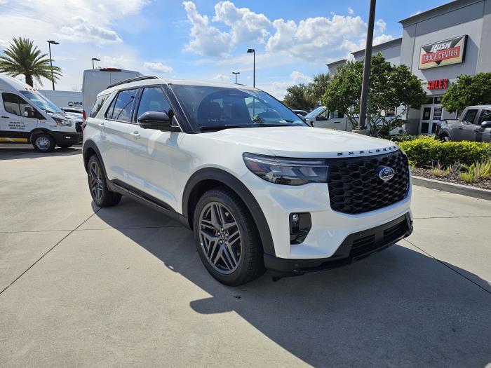 2026 Ford Explorer-3