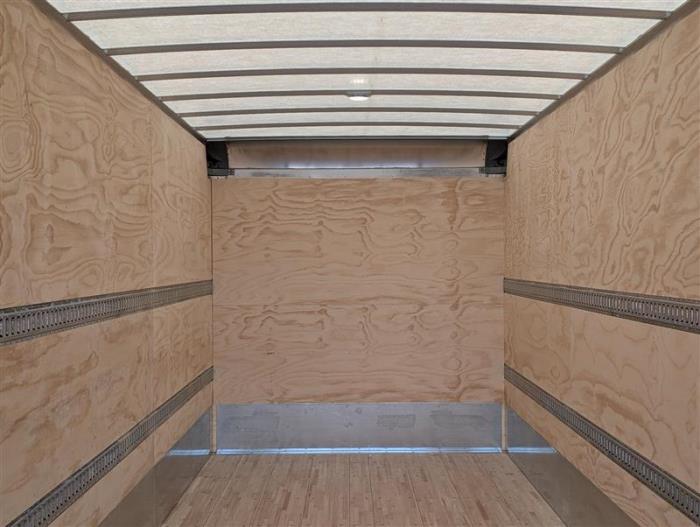 2027 Ford F-750-9