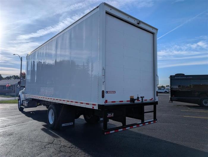 2027 Ford F-750-7