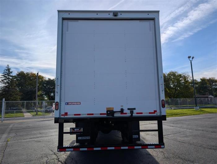 2027 Ford F-750-4