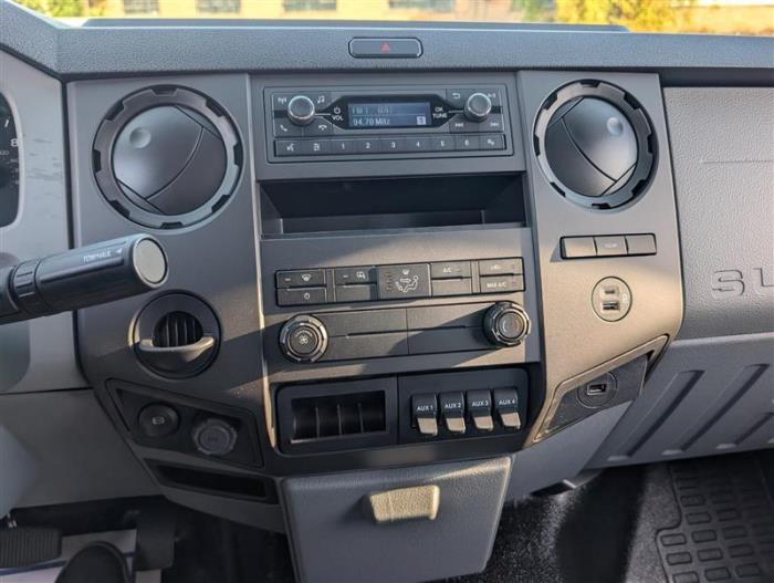 2027 Ford F-750-21