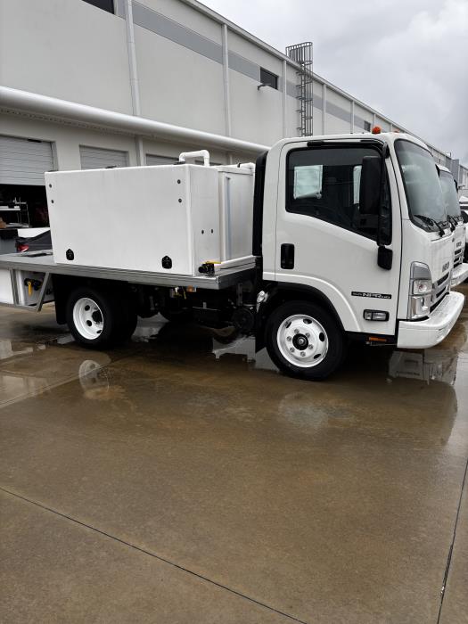 2026 Isuzu NPR-HD-7