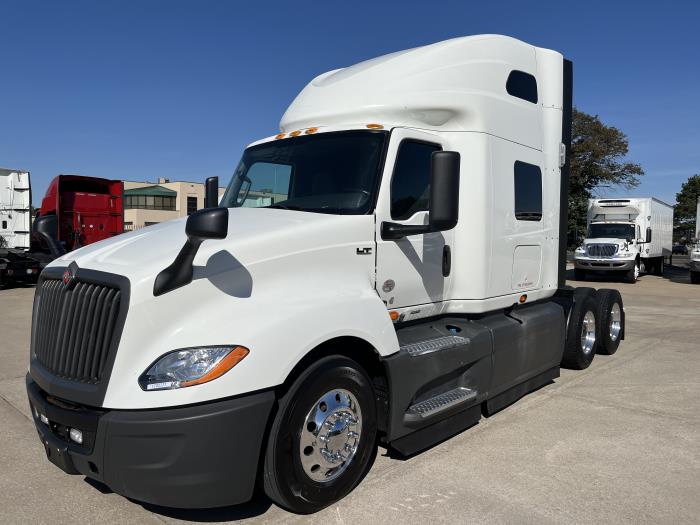 2022 International LT625-0