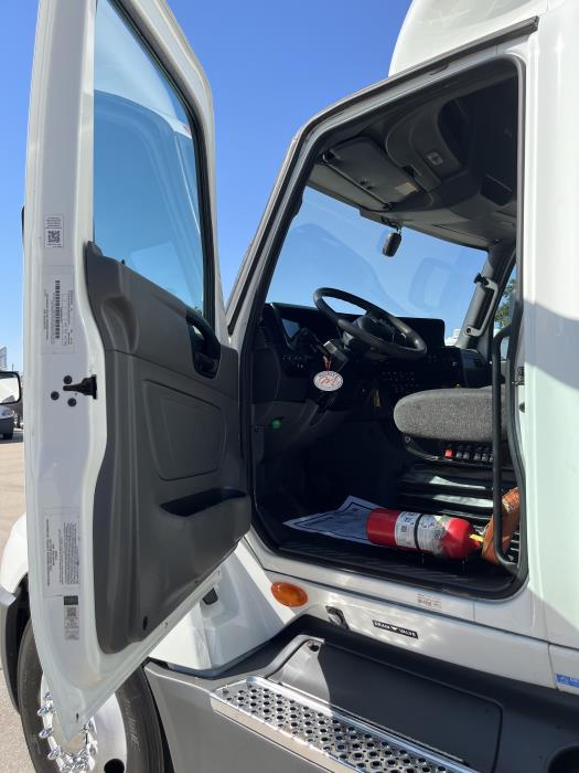 2023 International LT625-11