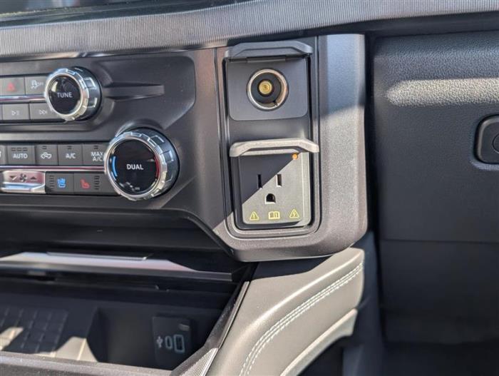 2027 Ford F-350-29