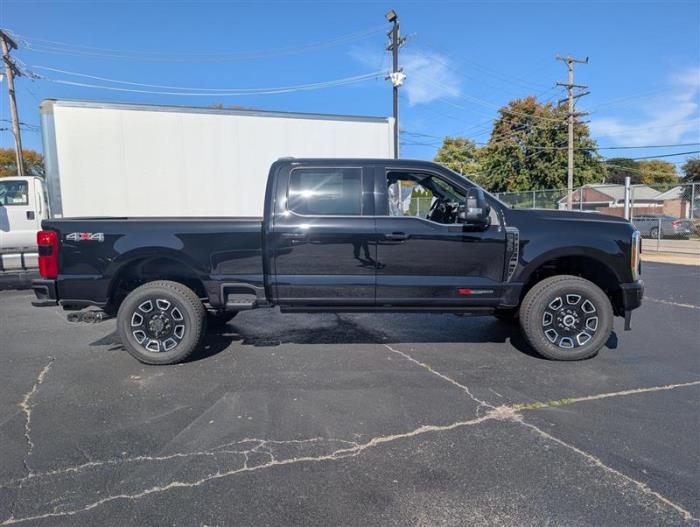 2027 Ford F-350-2