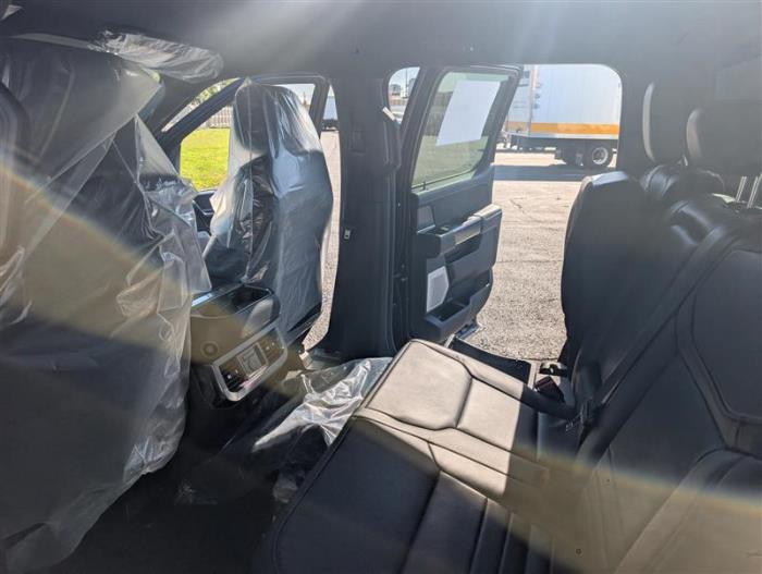 2027 Ford F-350-17