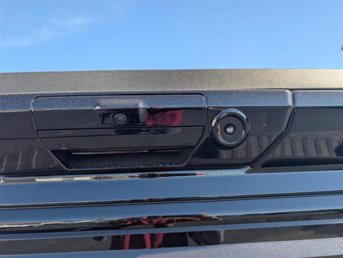 2027 Ford F-350-9