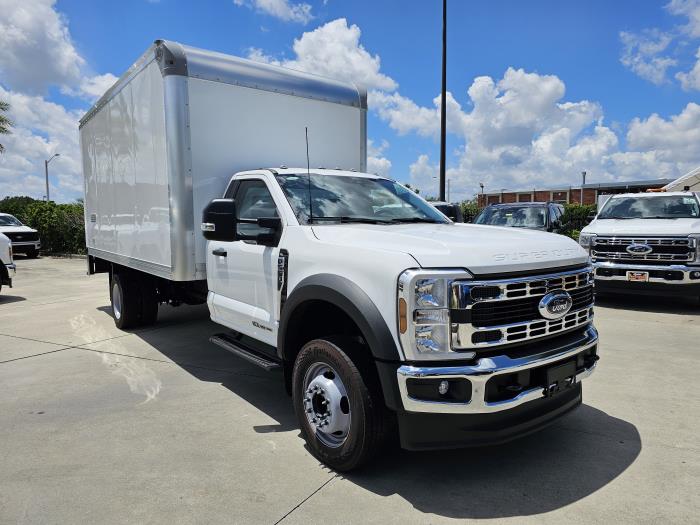 2026 Ford F-550-3