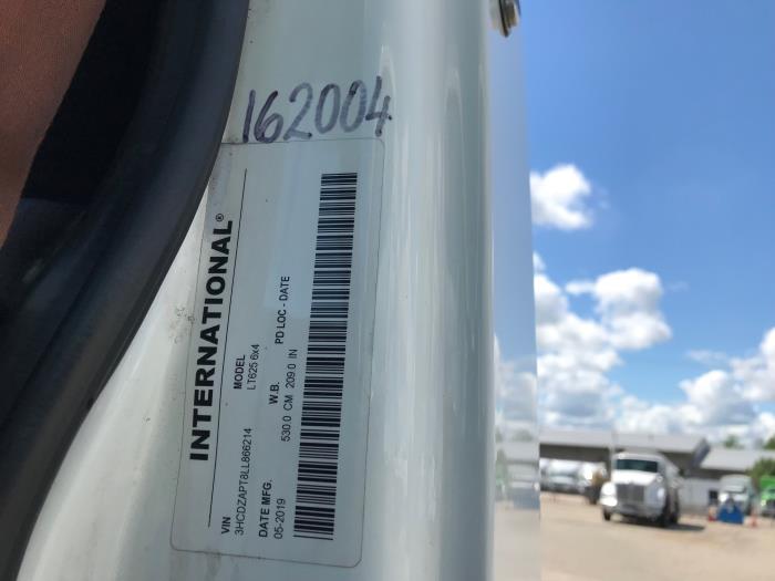 2020 International LT625-7