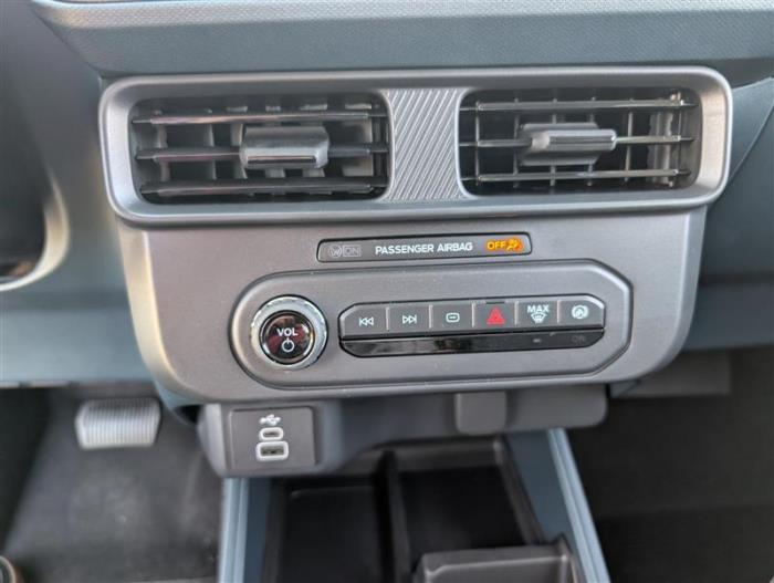 2026 Ford Maverick-18