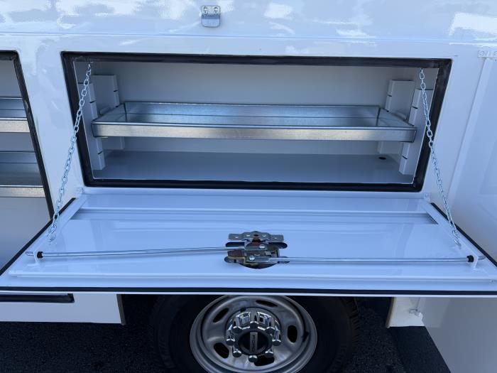 2027 Ford F-250-11