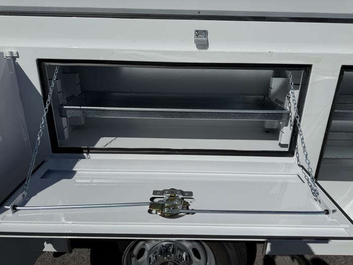 2027 Ford F-250-17