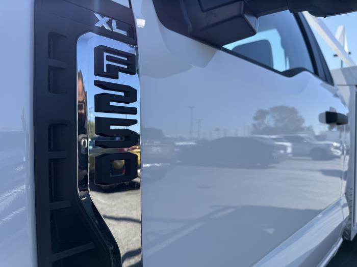 2027 Ford F-250-20