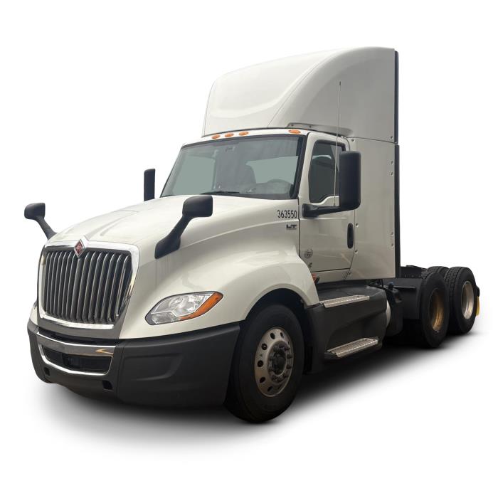 2022 International LT625-0