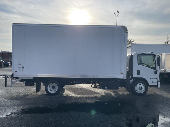 2026 Isuzu NRR-6