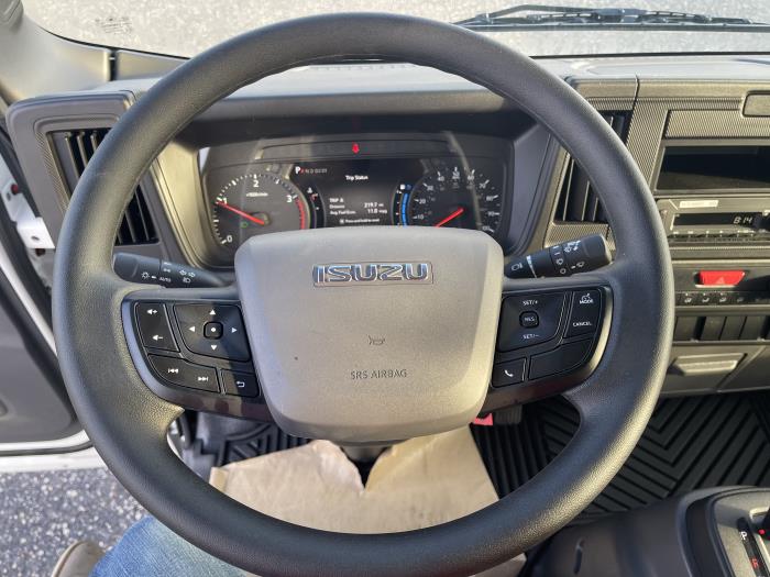 2027 Isuzu NRR-9
