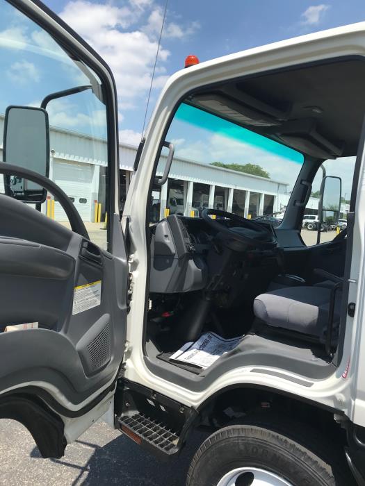 2019 Isuzu NRR-12