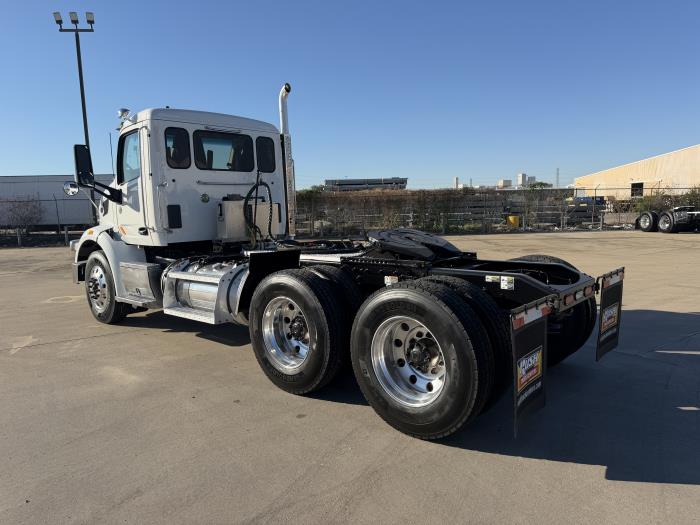 2021 Peterbilt 567-2