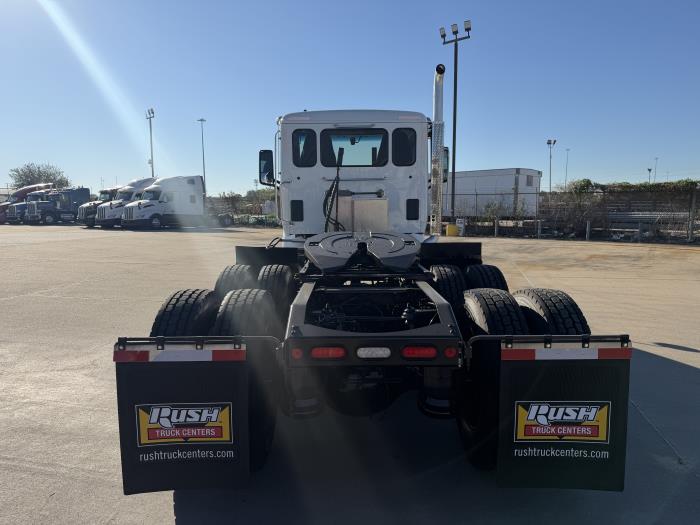 2021 Peterbilt 567-3