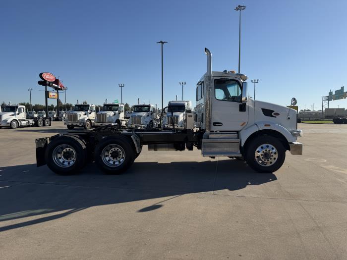 2021 Peterbilt 567-5