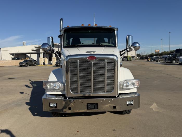 2021 Peterbilt 567-7