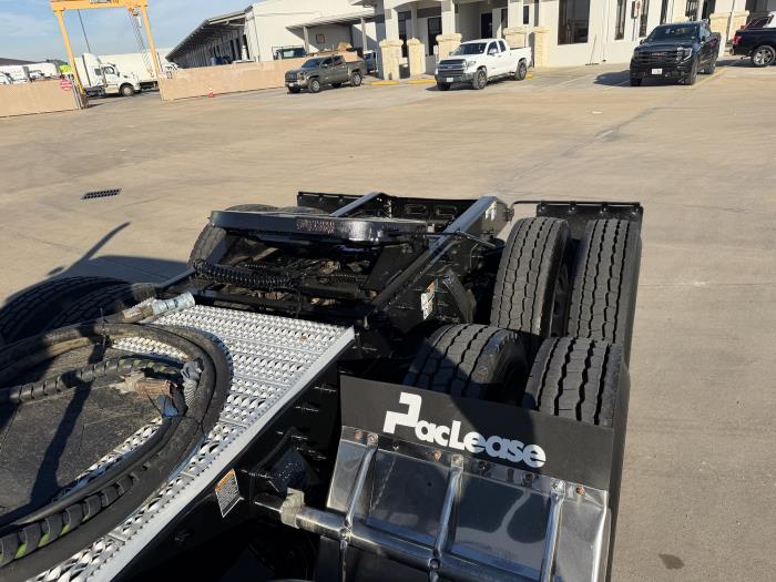 2021 Peterbilt 567-13