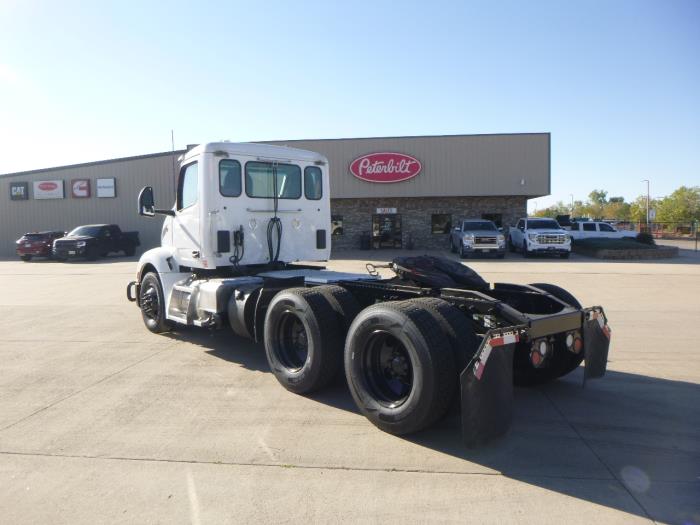 2023 Peterbilt 579-4