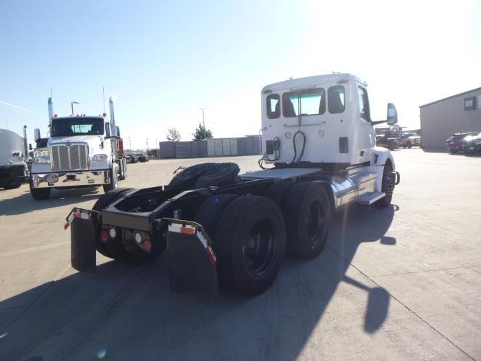 2023 Peterbilt 579-6