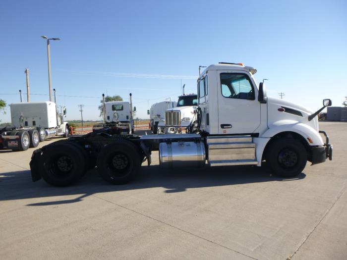 2023 Peterbilt 579-7