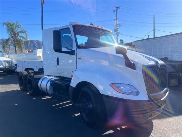 2023 International LT625-2
