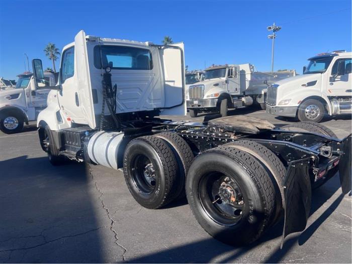 2023 International LT625-4