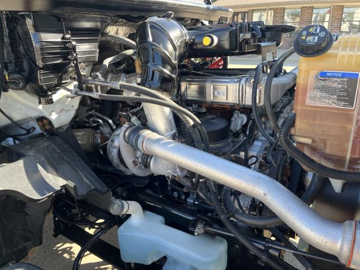 2021 International LT625-8