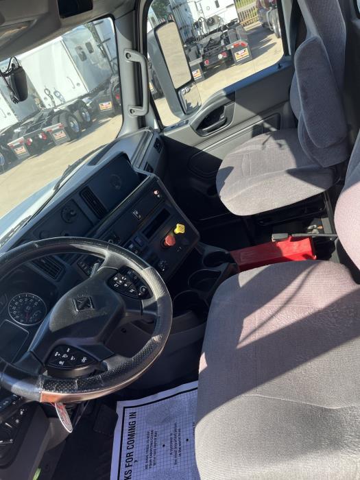 2021 International LT625-13