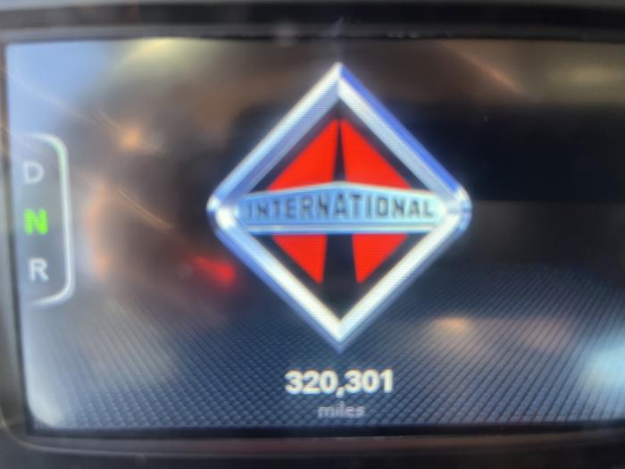 2021 International LT625-15