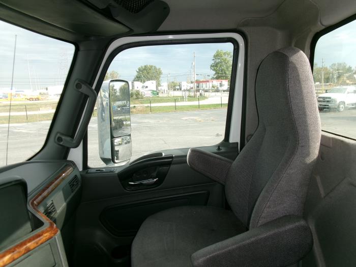 2019 International LT625-10