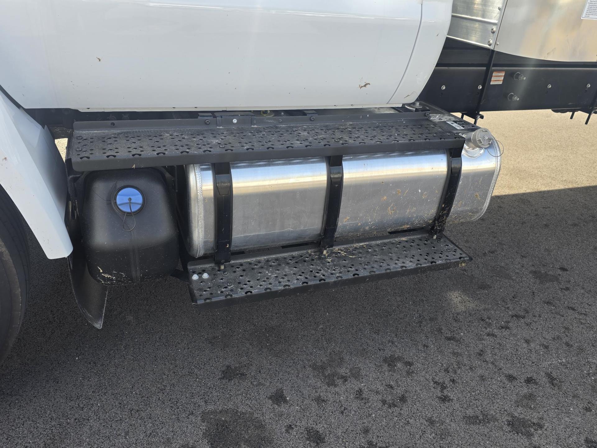 New 2027 Ford F-750 Regular Cab Cargo / Straight Box Truck for sale #2096181 - photo 11