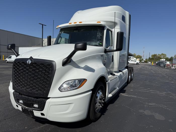 2027 International LT625-2