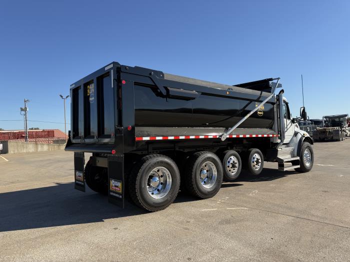 2027 Peterbilt 548-28